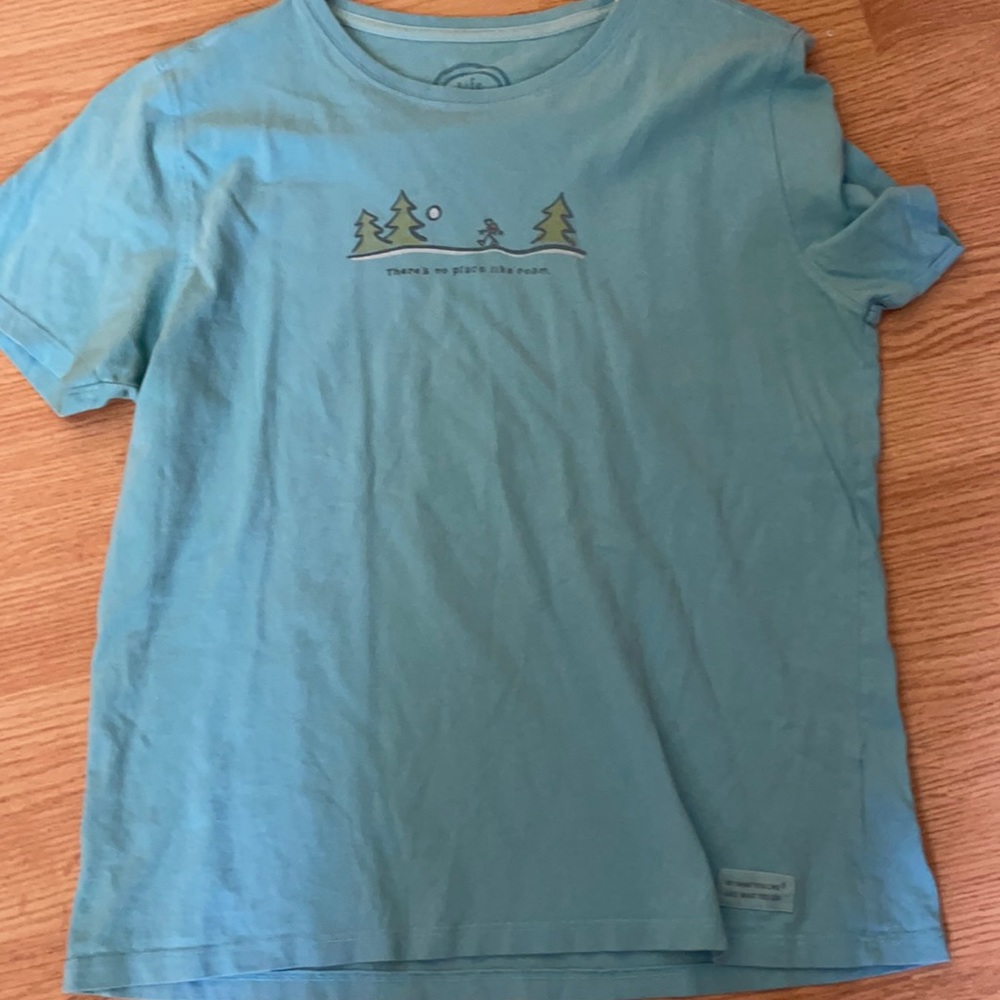 Life is Good small tee There’s no place like Roam